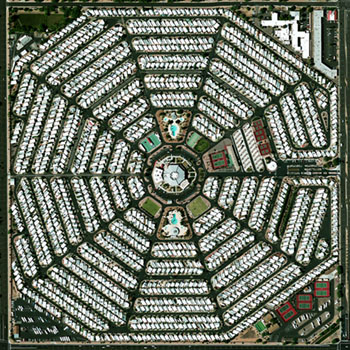 Cover de Strangers To Ourselves
